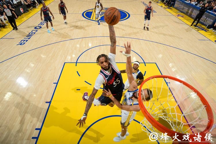 哈登24+12快船险胜猛龙4连胜 公牛逆转胜老鹰